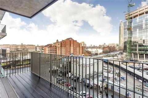 2 bedroom apartment to rent, Ambassador Building, Embassy Gardens, London, SW11