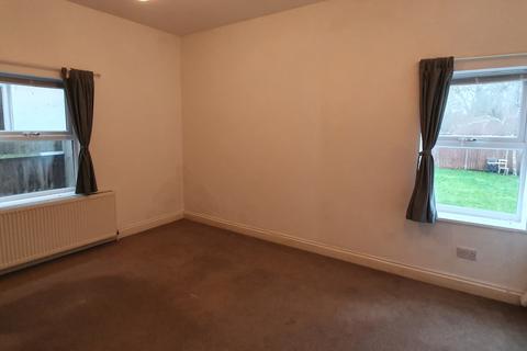 1 bedroom flat to rent, 27 Elmers End Road, London SE20