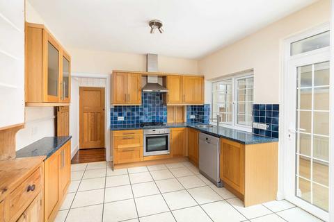 3 bedroom house to rent, Combe Park