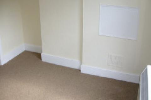 Studio to rent, C, Archway Road, Highgate, N6