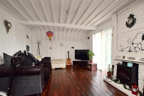 11 Findon Road, Brighton, BN2 5NT