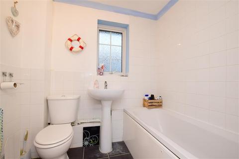 11 Findon Road, Brighton, BN2 5NT