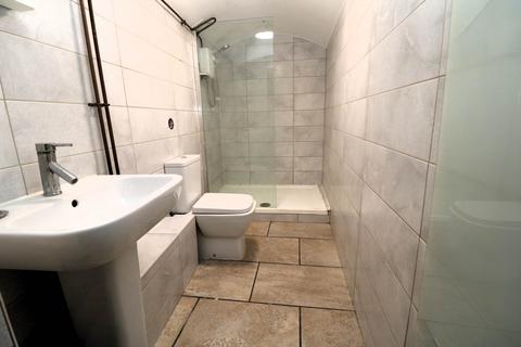 2 bedroom flat to rent, Crouch Hill, Islington