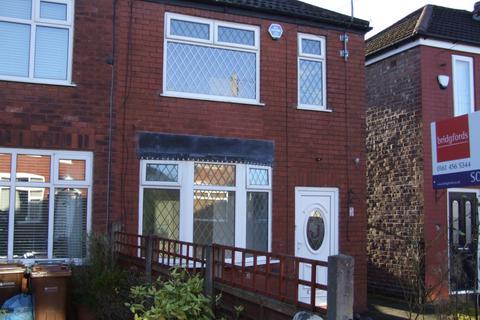 2 bedroom semi-detached house to rent, Clovelly Road, Offerton, SK2