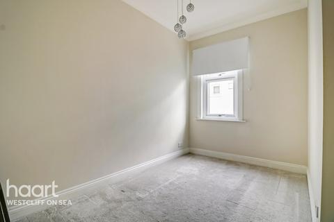 49d Anerley Road, Westcliff-on-sea, SS0 7HJ