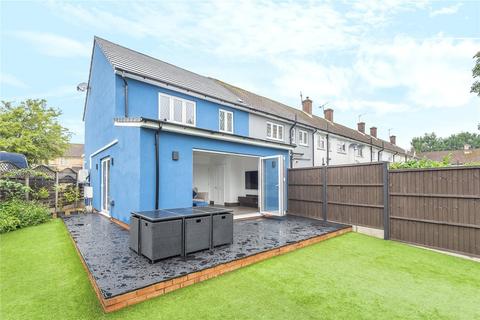 6a Muirfield Close, Watford, WD19 6LT