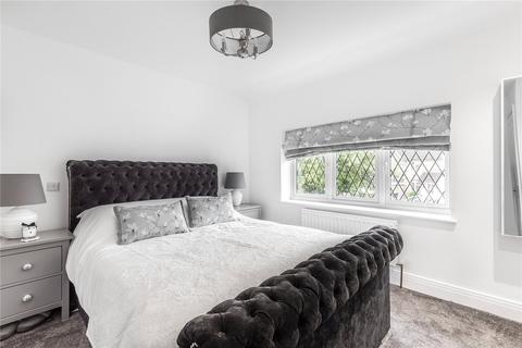6a Muirfield Close, Watford, WD19 6LT