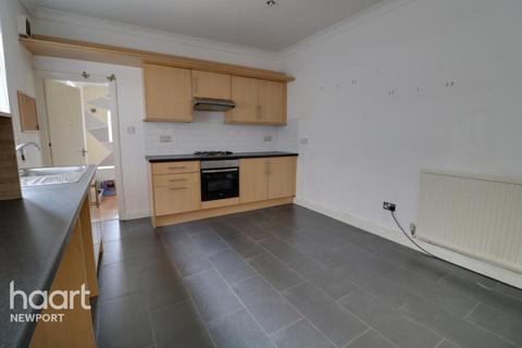 2 bedroom flat to rent, Chepstow Road, Newport