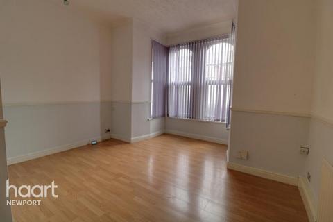 2 bedroom flat to rent, Chepstow Road, Newport