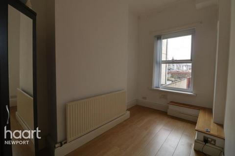 2 bedroom flat to rent, Chepstow Road, Newport
