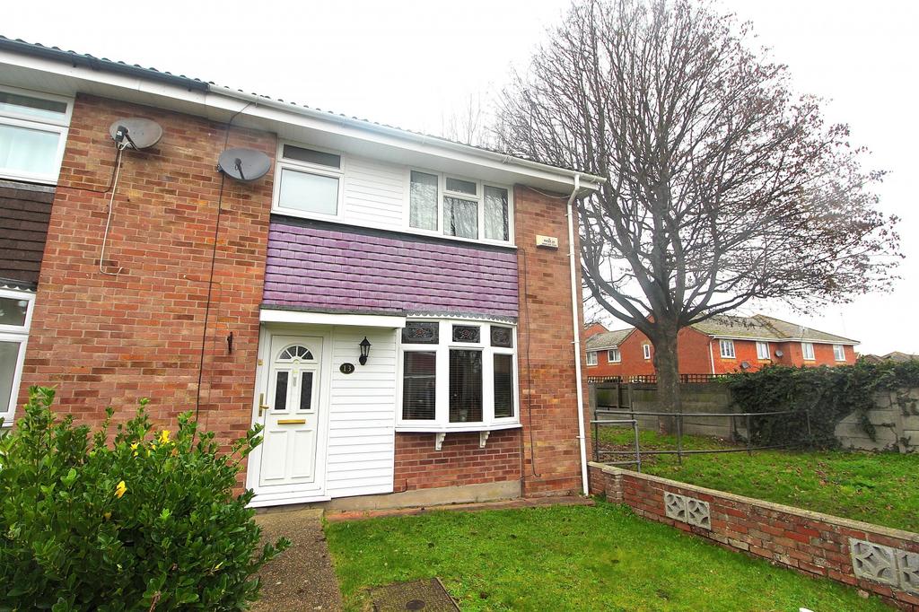 Osbert Road, Witham, Essex, CM8 3 bed end of terrace house £270,000