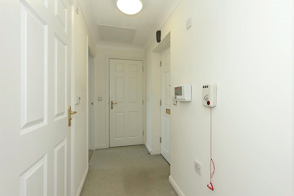 Riv-Hall 2.jpg