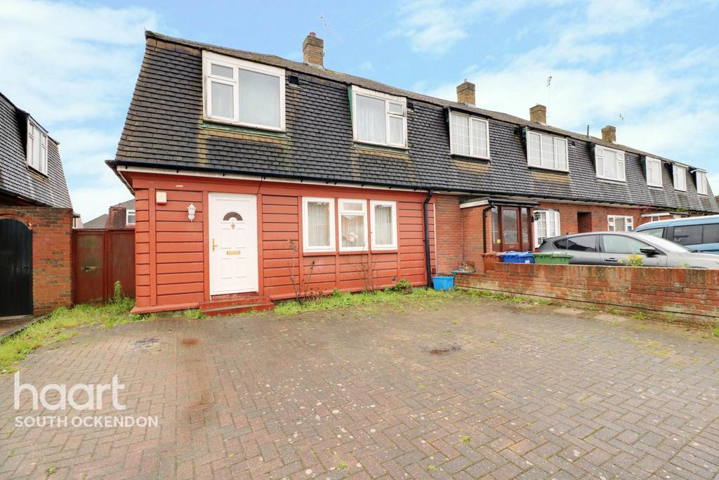 Broxburn Drive, South Ockendon 3 bed end of terrace house £245,000