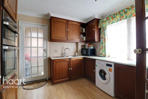 519 Broxburn Drive, South Ockendon, RM15 5QA