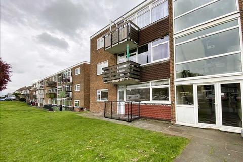 3 bedroom apartment for sale, Scotney House, Cypress Court, Cypress Road, Rochester