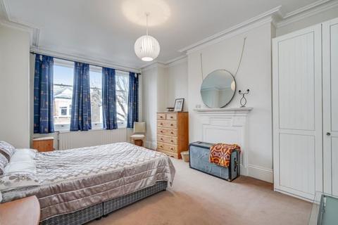 66 Grafton Road, London, W3 6PF