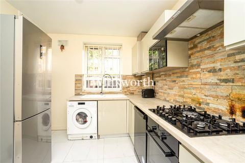 3 bedroom apartment to rent, Cornwall Road, London, N15