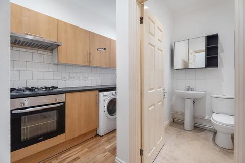 1 bedroom flat to rent, Old St (3rd Floor), London, EC1V
