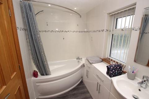 20 Conyers Avenue, Grimsby, DN33 2BY