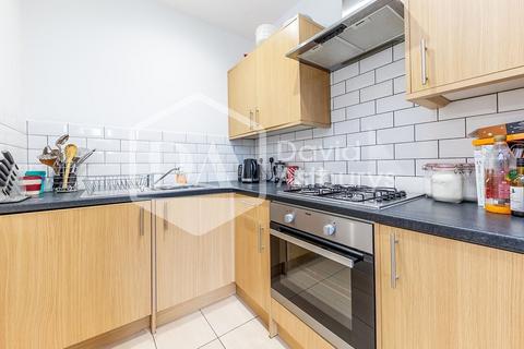 2 bedroom apartment to rent, Wightman Road, Hornsey, London