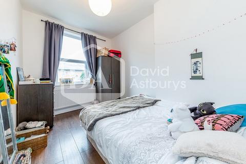 2 bedroom apartment to rent, Wightman Road, Hornsey, London