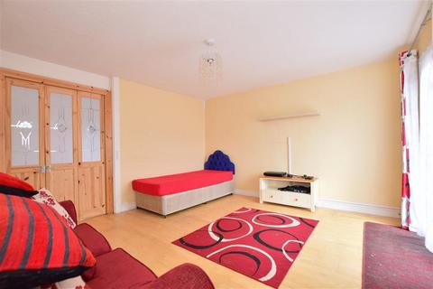 50 Beambridge, Basildon, SS13 3ND