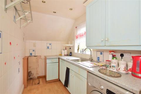 50 Beambridge, Basildon, SS13 3ND