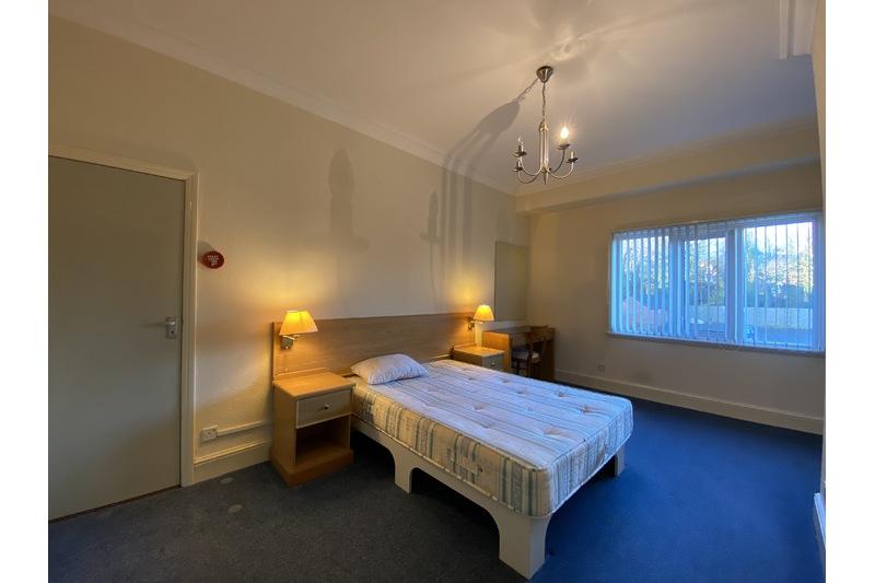 Gillott Road, Edgbaston, Birmingham 1 bed flat £750 pcm (£173 pw)