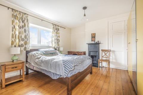 14 Ashhurst Way, Oxford, OX4 4RA
