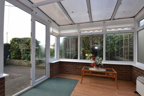 15 Marshall Crescent, Queenborough, ME11 5LZ