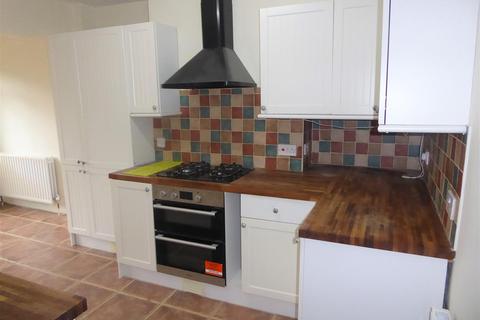 137 Wills Crescent, Hounslow, TW3 2JF