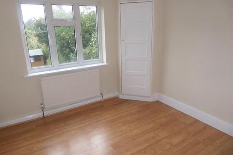 137 Wills Crescent, Hounslow, TW3 2JF
