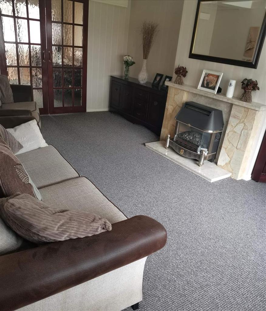 Pemberton Park, Llanelli 3 bed semidetached bungalow £159,995