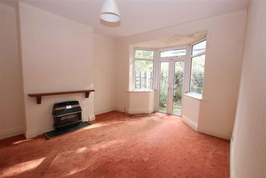 Orchard Drive, Hale, Altrincham 3 bed semidetached house £399,950