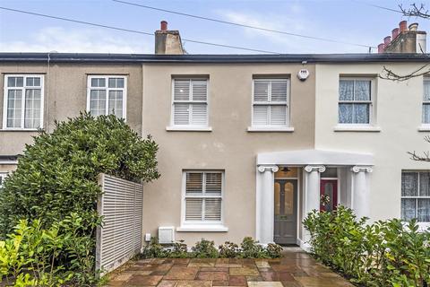 10 Prospect Road, Long Ditton, Surbiton, KT6 5PY