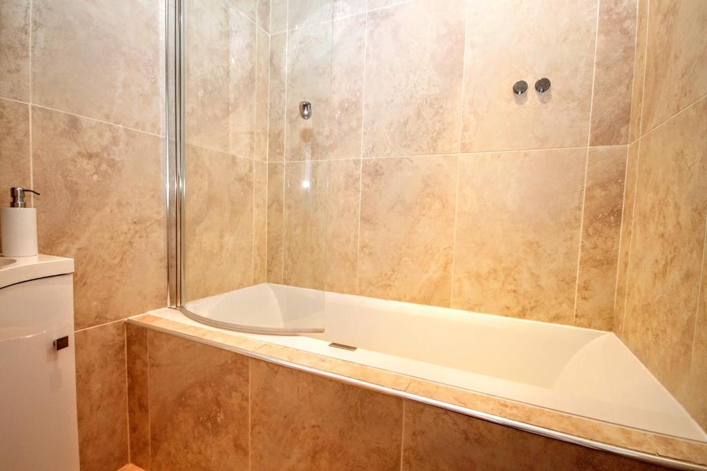 Bathroom/w.c.