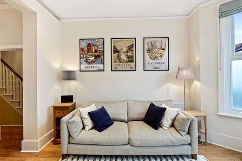 21 Fairlawn Park, London, SE26 5RZ