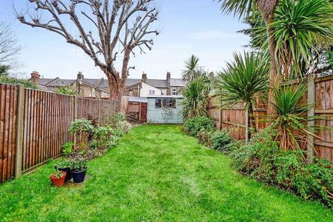 21 Fairlawn Park, London, SE26 5RZ