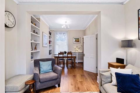 21 Fairlawn Park, London, SE26 5RZ