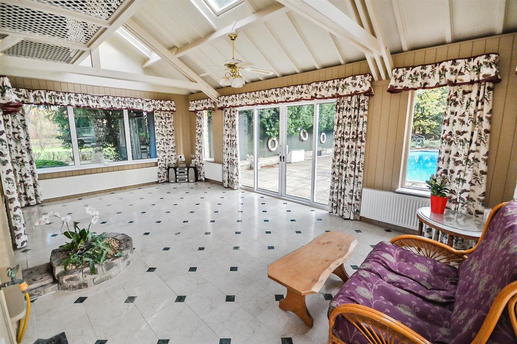 Garden Room.JPG