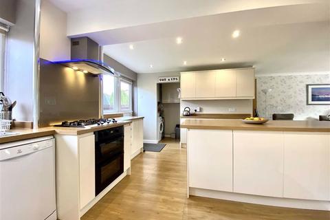 51 Azalea Drive, Burbage, Hinckley, LE10 2QR