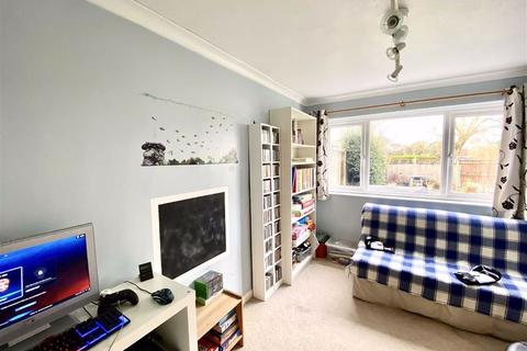 51 Azalea Drive, Burbage, Hinckley, LE10 2QR