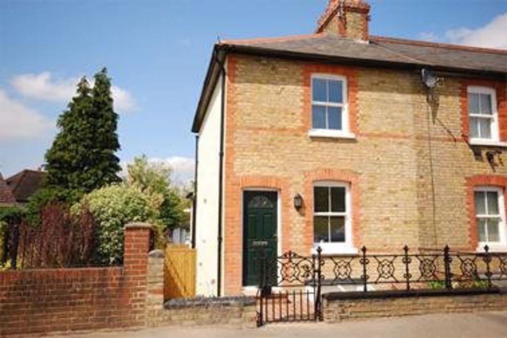 Chipstead Lane, Riverhead TN13 2AQ 3 bed terraced house £1,995 pcm (£