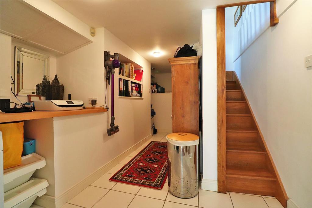 Utility room/storage