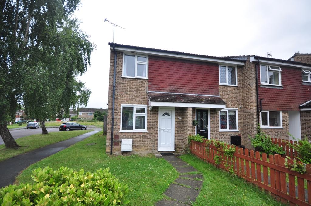 Timber Mill Southwater RH13 2 bed terraced house £900 pcm (£208 pw)
