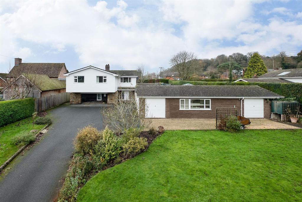 Stoke Prior, Leominster Annexe... 5 bed detached house £695,000