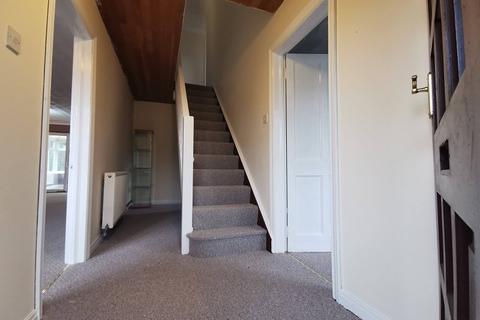 Brondeg Lodge Brondeg Lane, Alltwen, Swansea, SA8 3AE