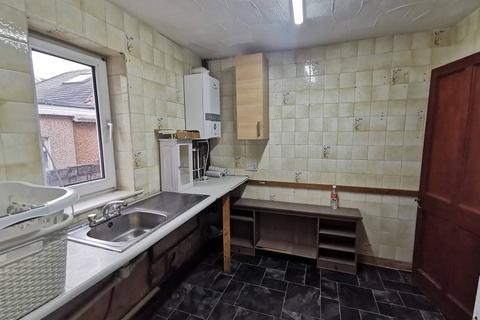 Brondeg Lodge Brondeg Lane, Alltwen, Swansea, SA8 3AE