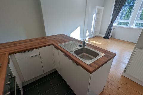1 bedroom flat to rent, Easter Road, Easter Road, Edinburgh, EH6