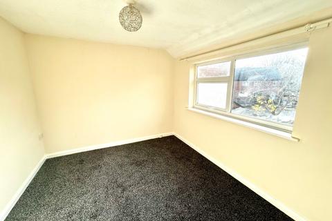 4 bedroom terraced house to rent, Heol Y Coleg, Vaynor, Newtown, Powys, SY16